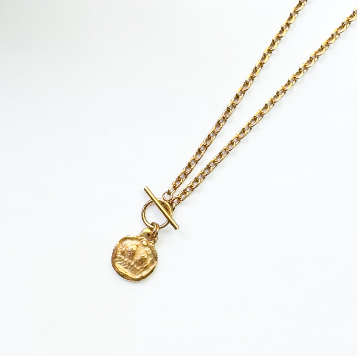 Charlie Queen Bee Necklace