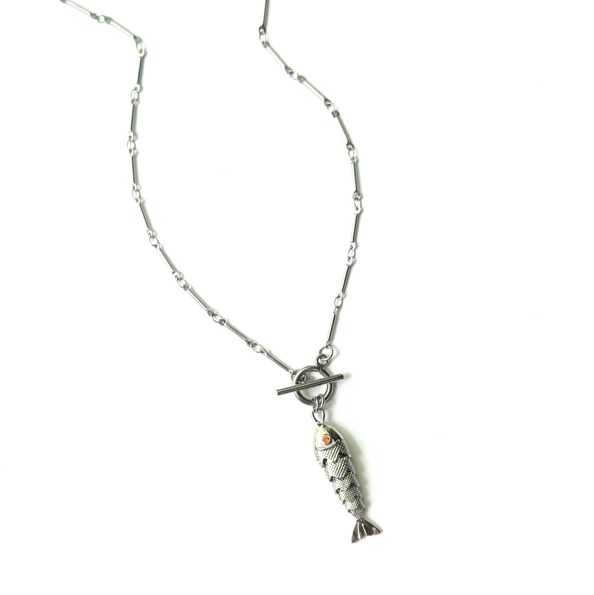 Erie Toggle Silver Fish Necklace