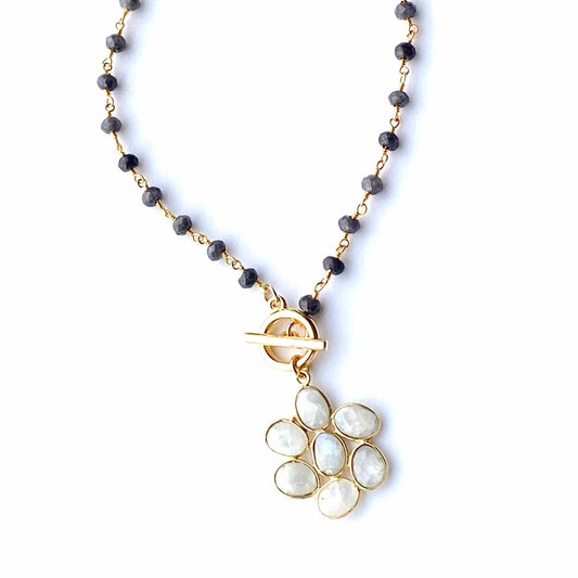 OG Toggle Grey Jade Moonstone Daisy