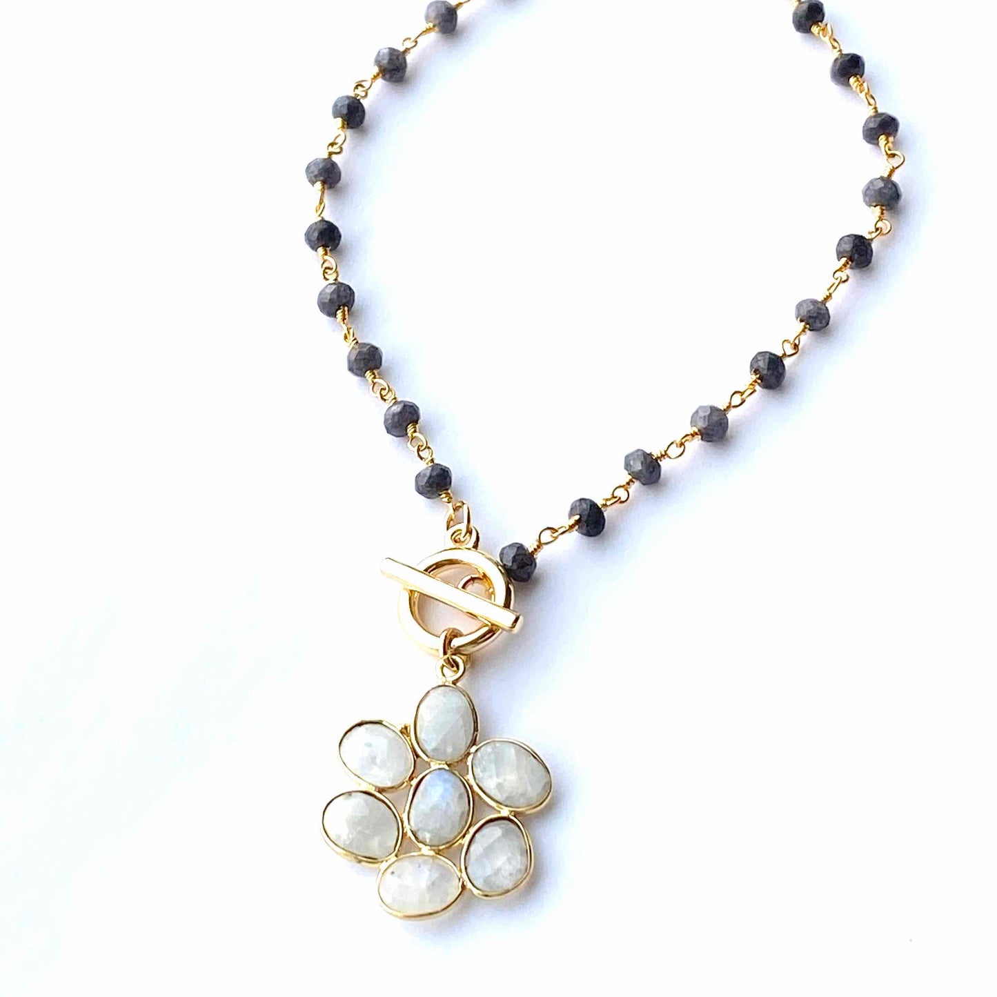 OG Toggle Grey Jade Moonstone Daisy