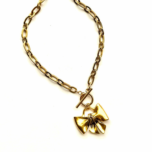 Essie Gold Toggle Bow Necklace