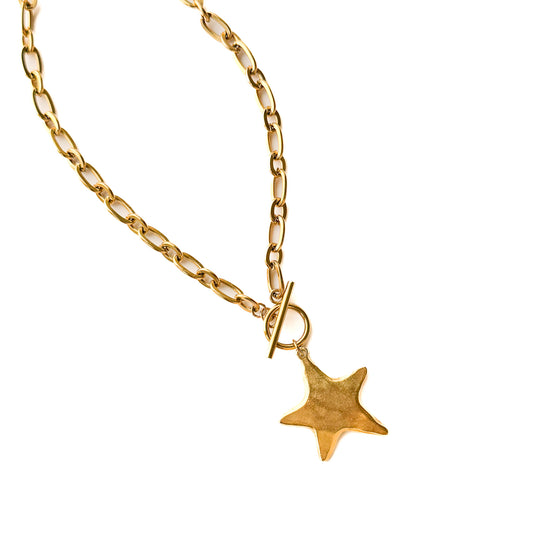Essie Gold Toggle Star Necklace