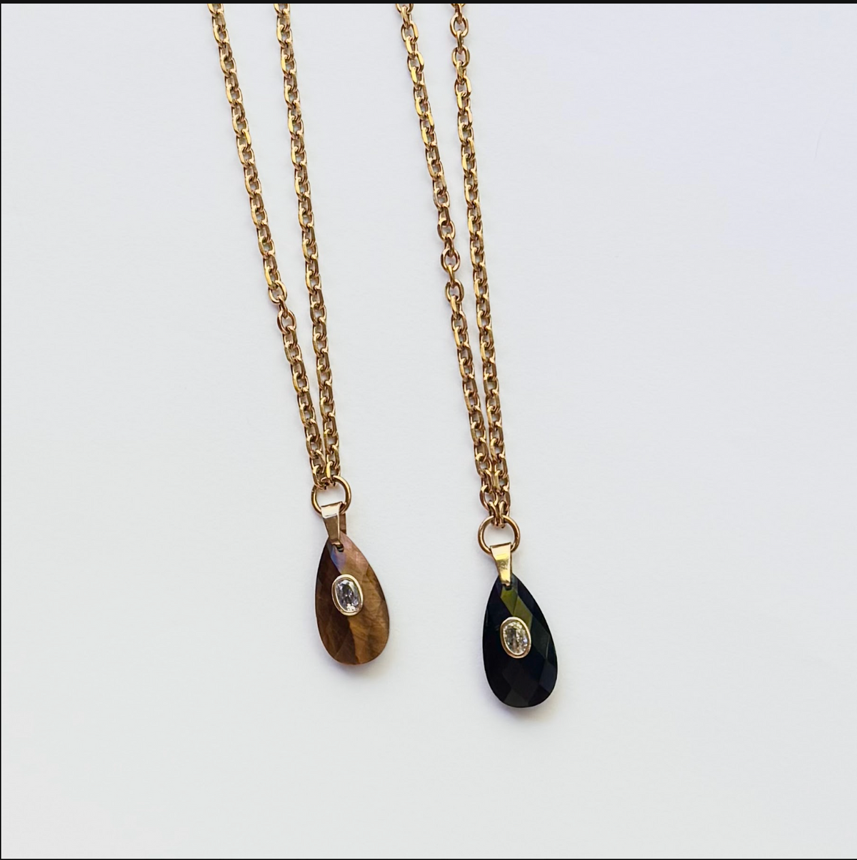 Monroe Mini Teardrop Necklace